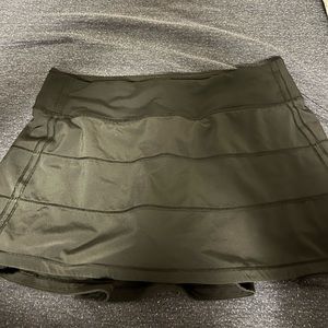 Lululemon black tennis skirt